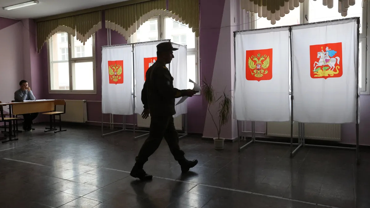 Можете выбросить свой голос в урну