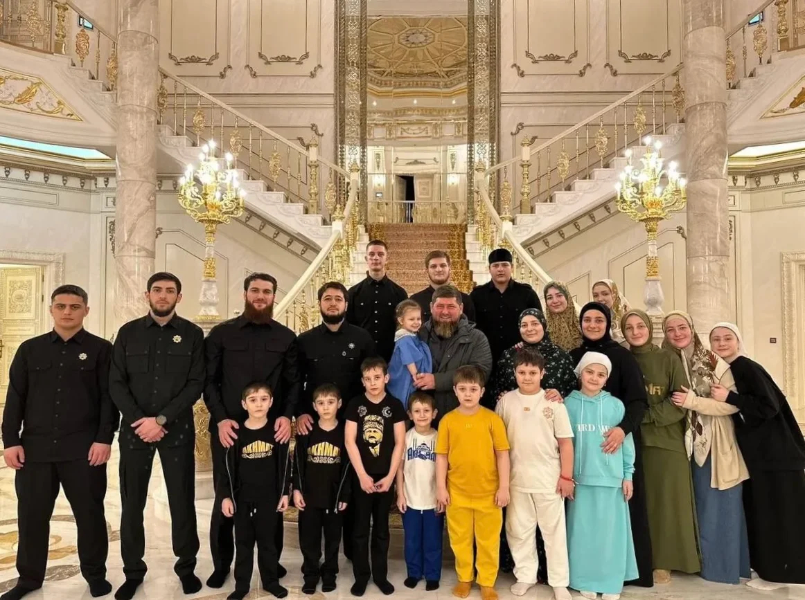A Kadyrov family portrait, 2 April 2023. Photo: Kadyrov_95 / Telegram