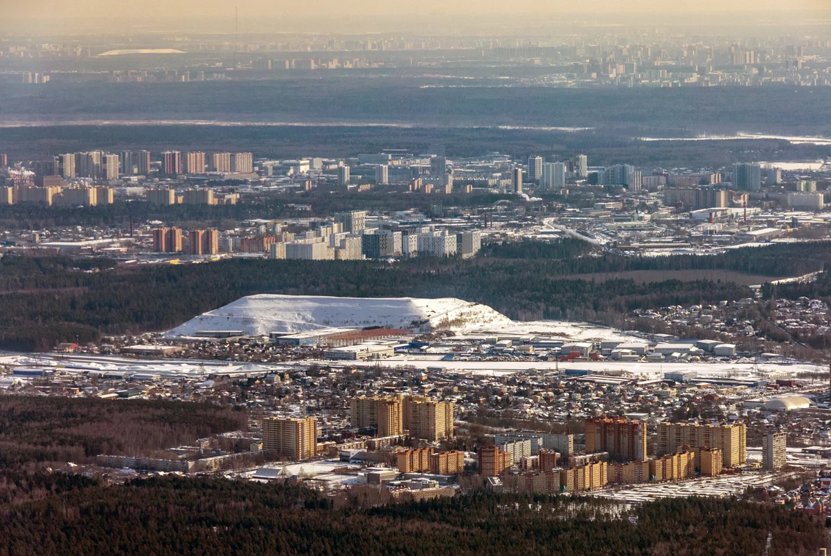 Вид на мусорный полигон в Москве с высоты, 7 марта 2024 года. Фото: Василий Шитов / Коммерсантъ / Sipa USA / Vida Press