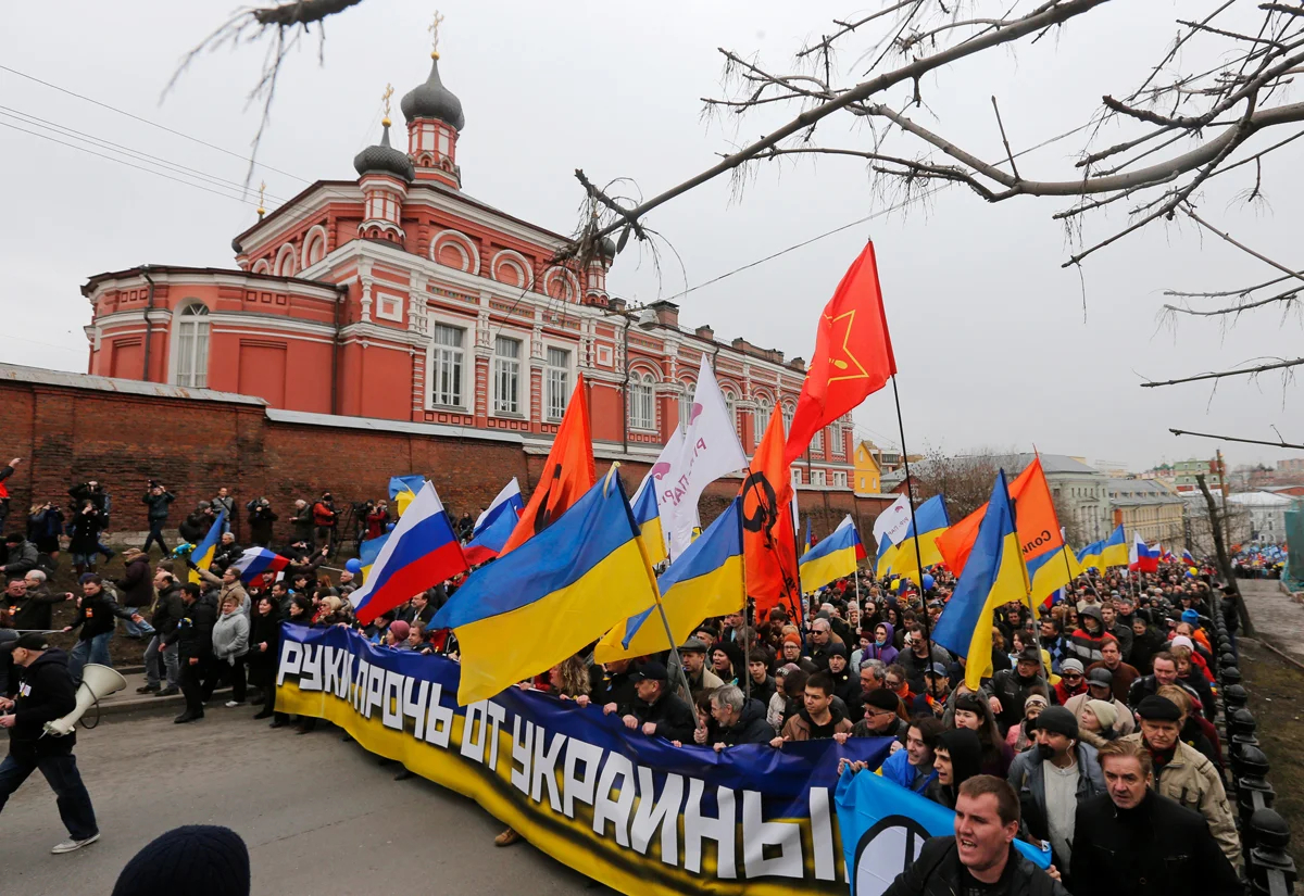 Участники антивоенного шествия в Москве, 15 марта 2014 года. Фото: Максим Шеметов / Reuters / Scanpix / LETA