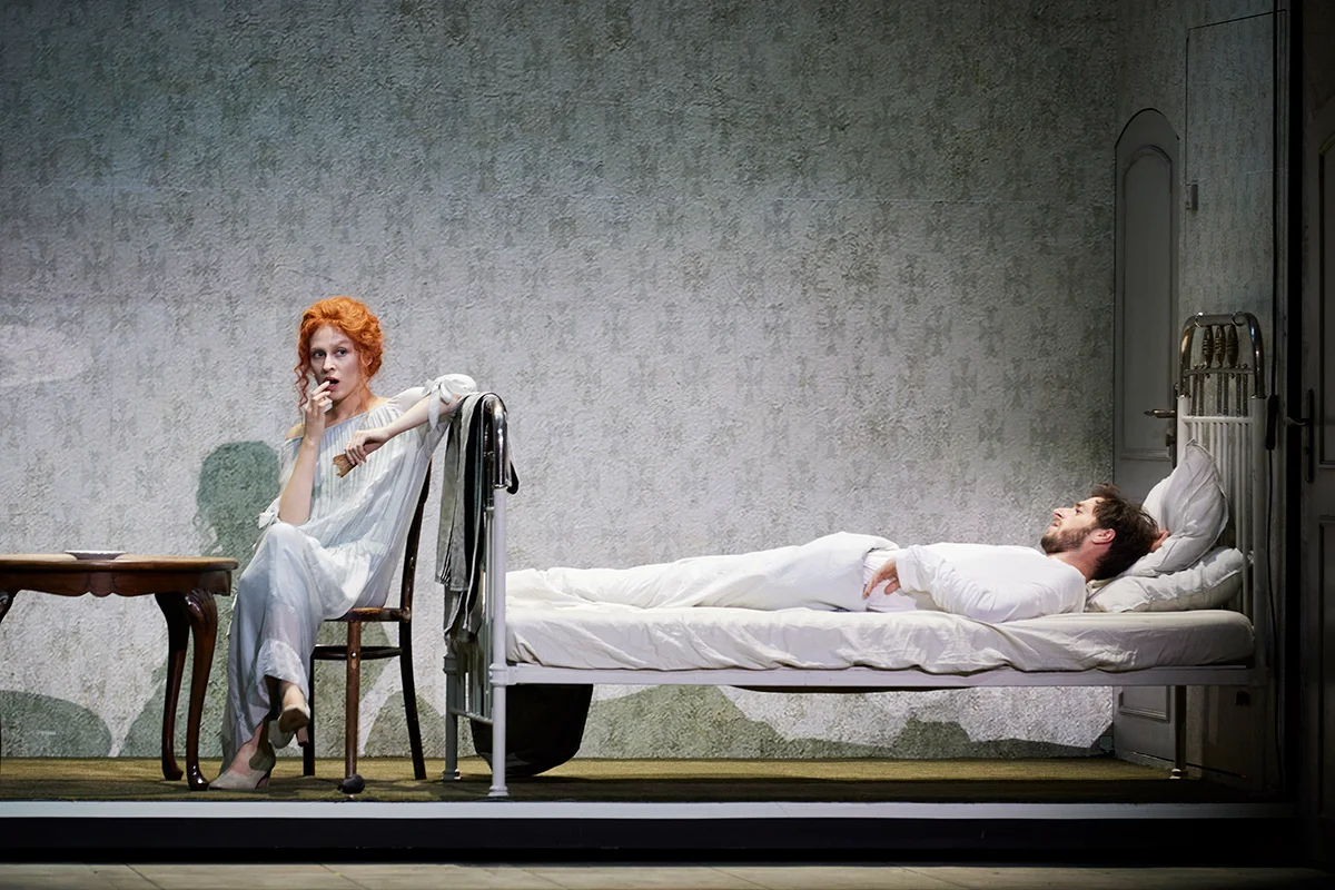 Сцена из спектакля «Волшебная гора». Фото: salzburgerfestspiele.at