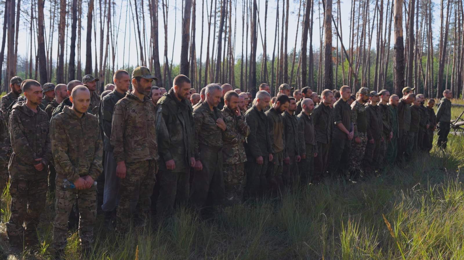 Российские военные, взятые в плен. Скриншот из видео: Третий армейский корпус ВСУ