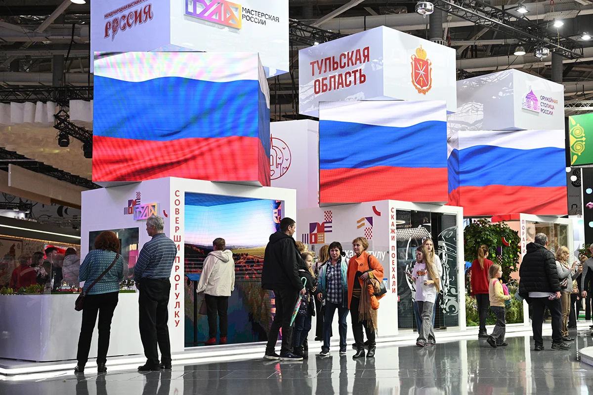Работа выставки "Россия". Фото: Кирилл Зыков / РИА Новости / russia.ru