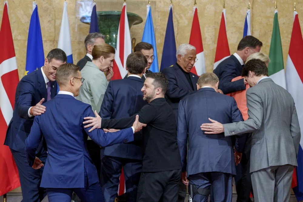 World leaders attend a summit on Ukraine at Lancaster House in London, 2 March 2025. Photo: EPA-EFE/JAVAD PARSA