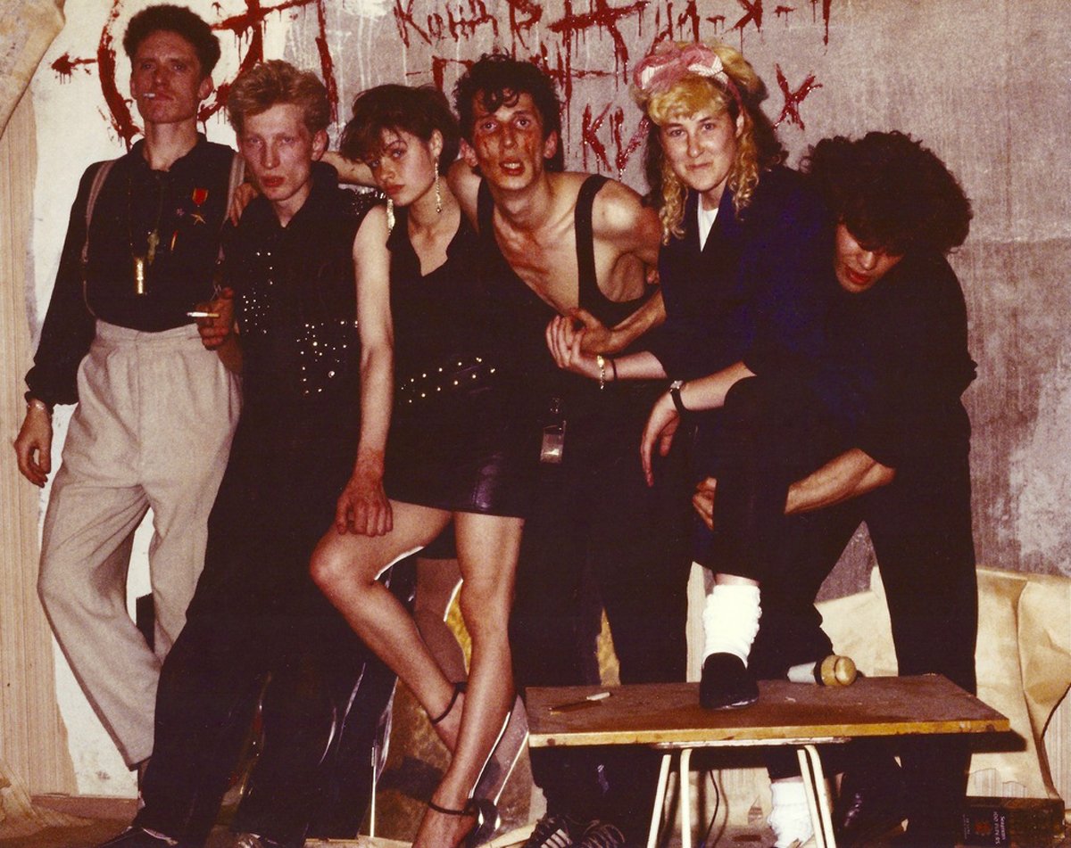 Игорь Гурьянов, Рикошет, Стингрей, Ай-Яй и Виктор Цой. Фото:  Joanna Stingray