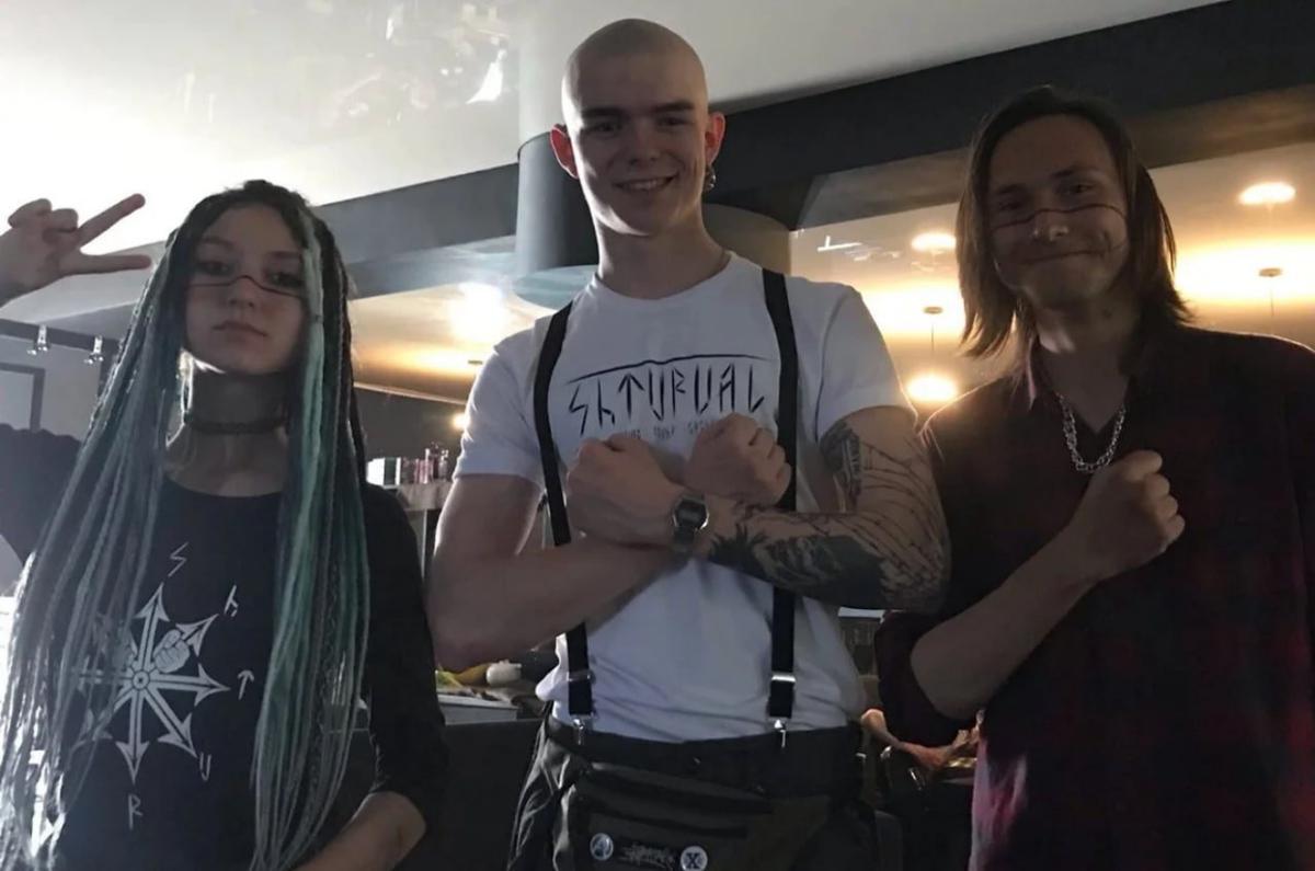 Любовь Лизунова с друзьями. Фото из личного архива