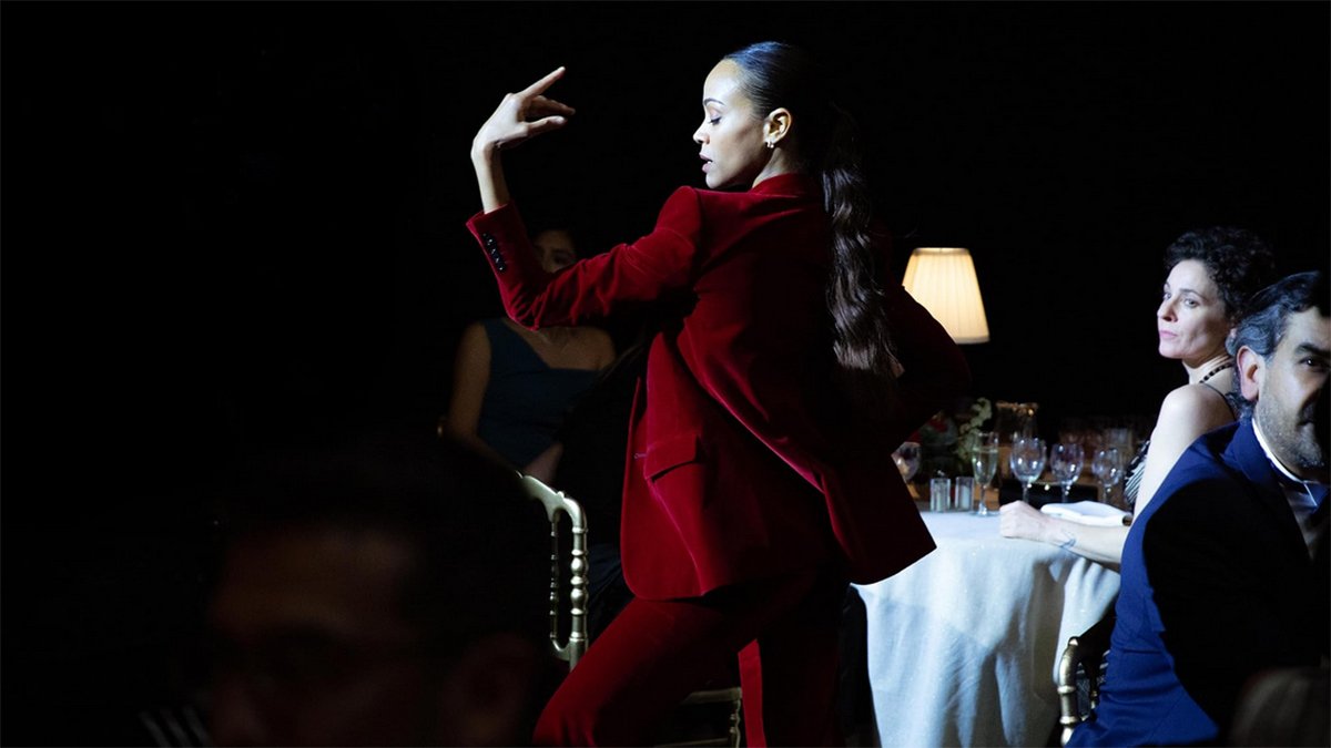 Зои Салдана в фильме «Эмилия Перес». Фото: imdb.com