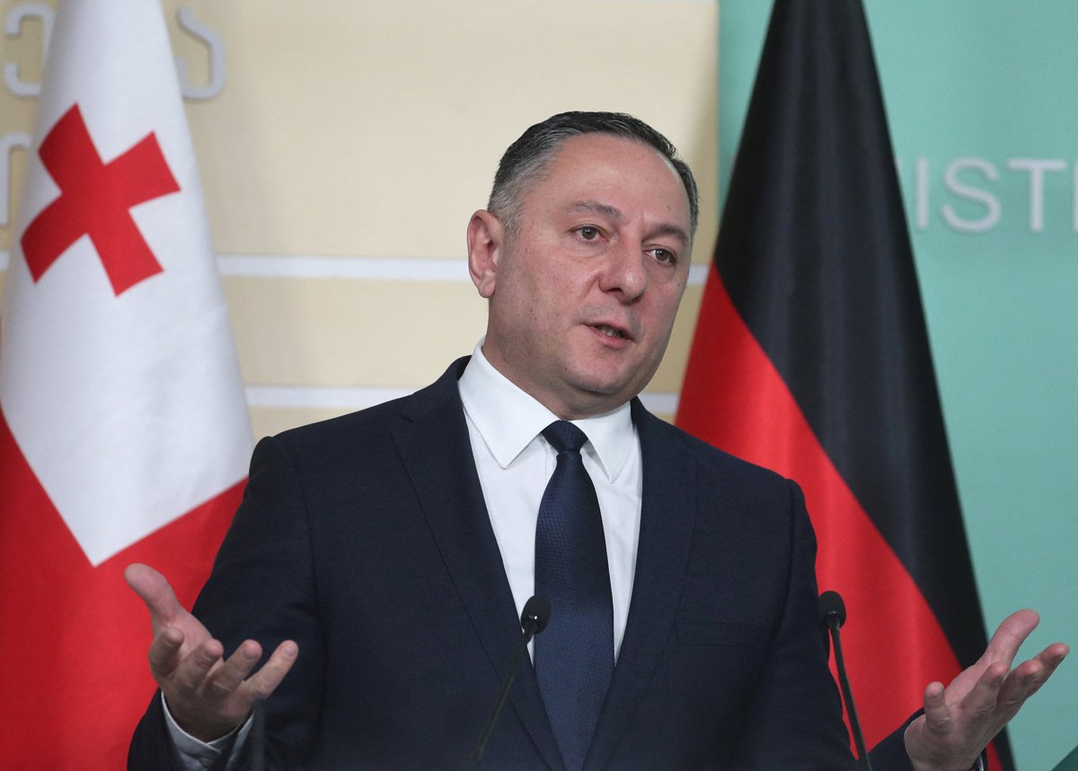 Вахтанг Гомелаури на пресс-конференции в Тбилиси, 19 декабря 2023 года. Фото: Irakli Gedenidze / Reuters / Scanpix / LETA