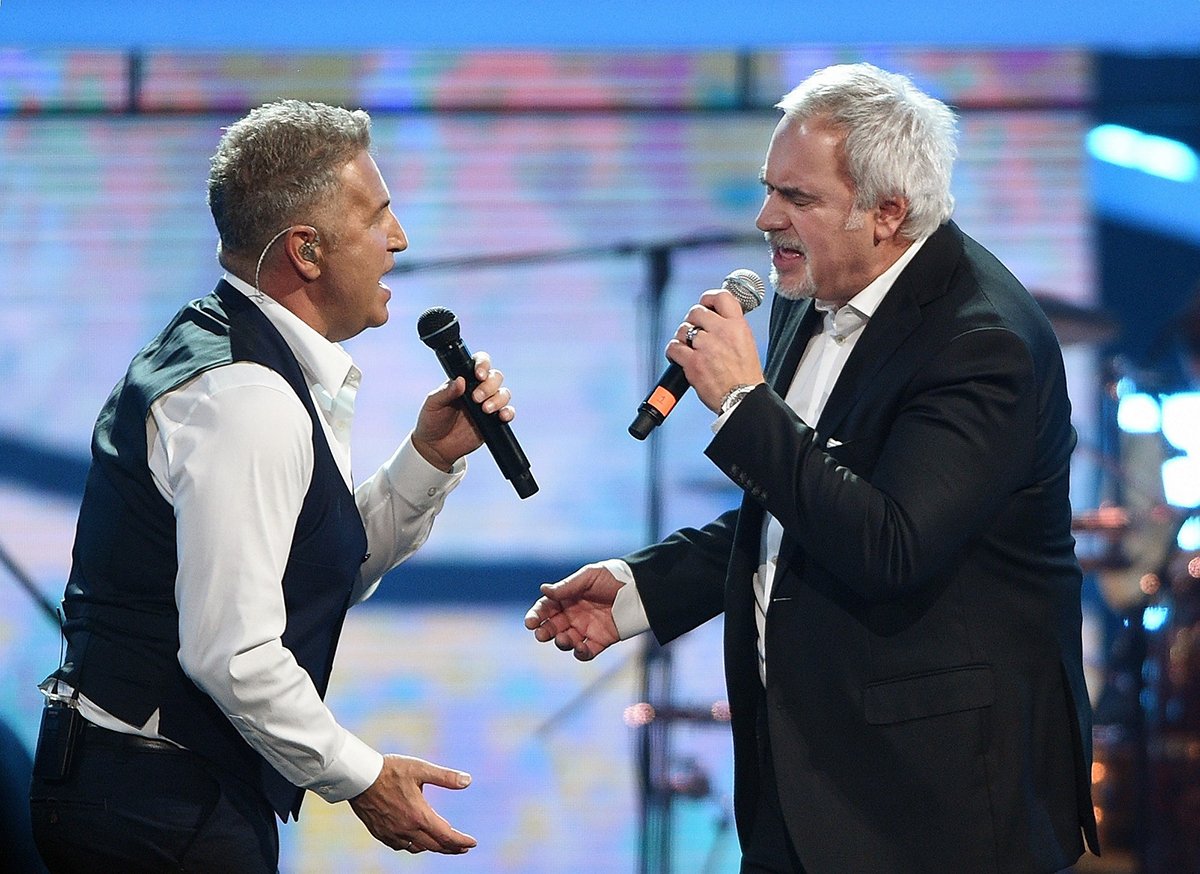 Леонид Агутин и Валерий Меладзе во время выступления на юбилейном концерте Агутина в «Олимпийском», Москва, 10 ноября 2018 года. Фото: Кристина Кормилицына / Коммерсантъ / Sipa USA / Vida Press
