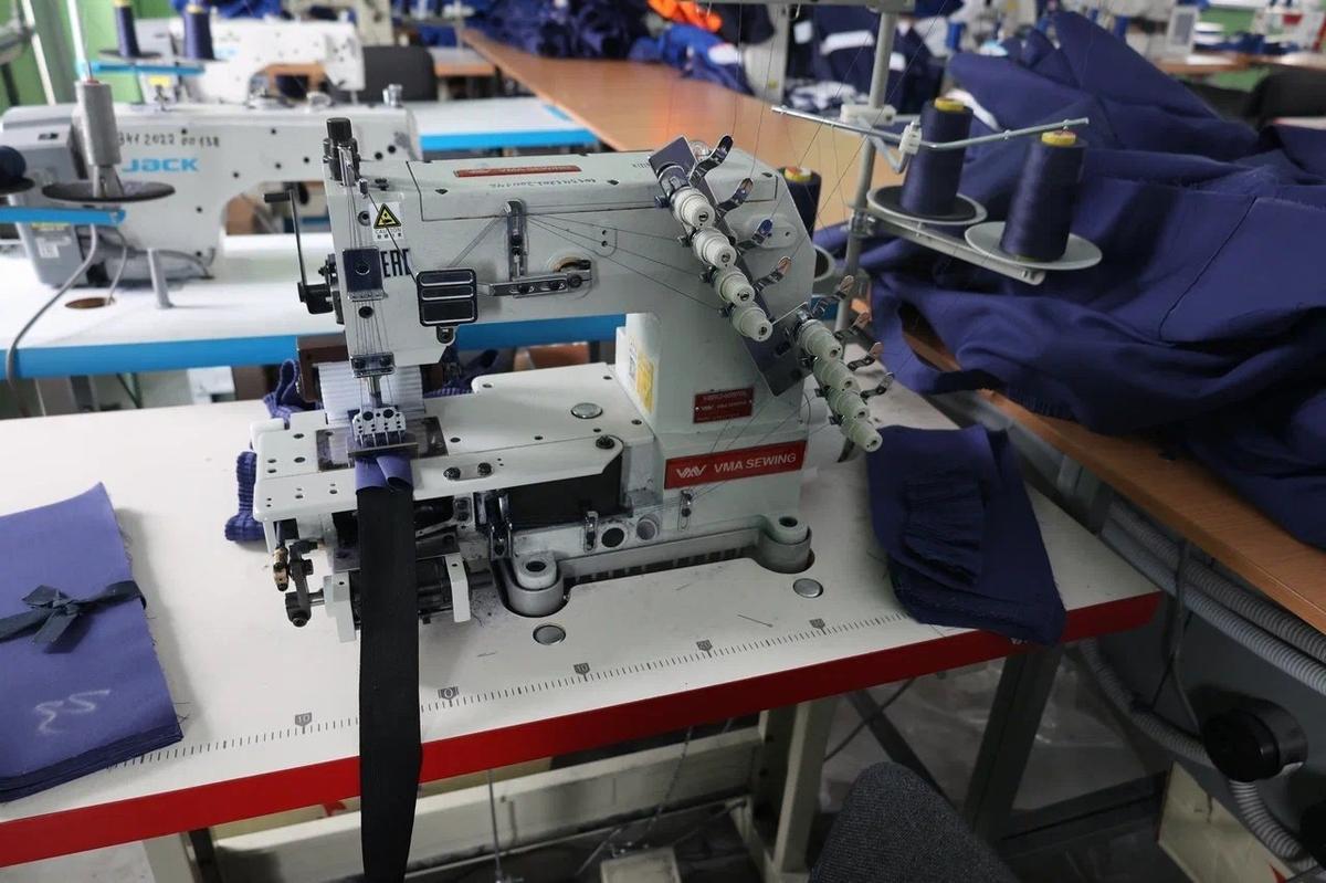 Оборудование в швейном цехе колонии в Прибрежном Костромской области. Фото: УФСИН России по Костромской области