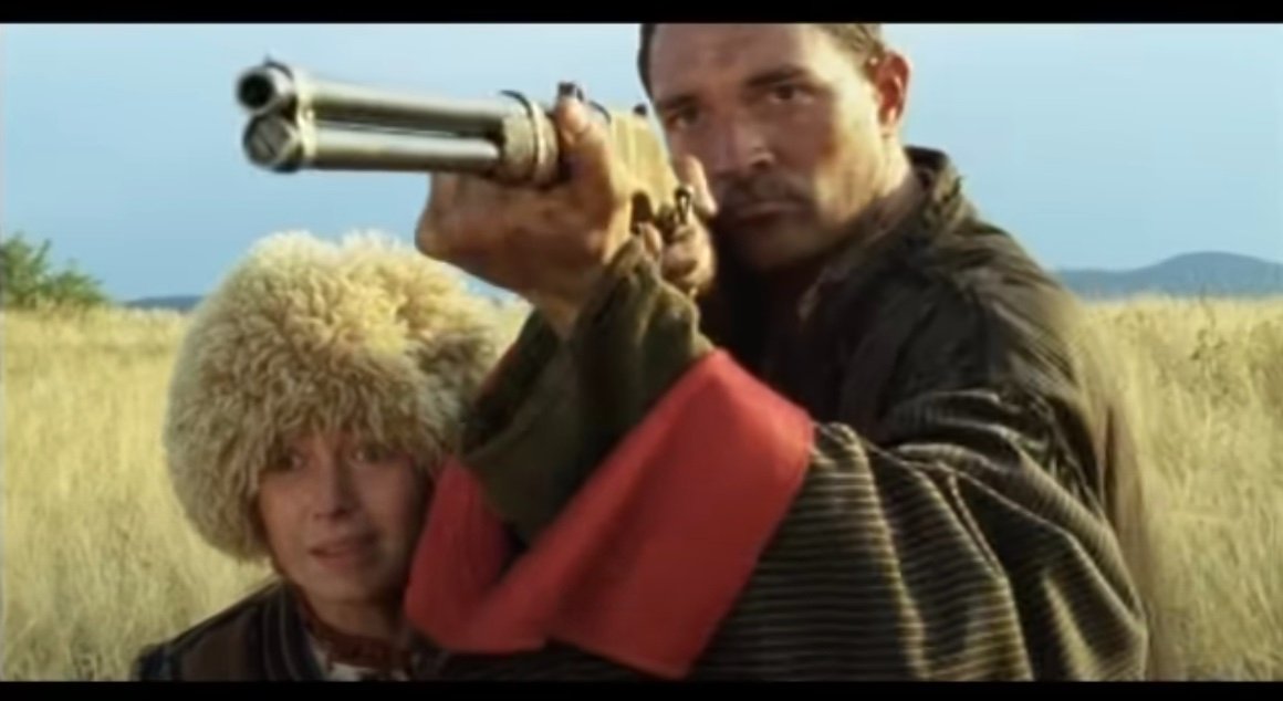 Кадр из клипа на песню «Идем на восток!». Фото: скрин видео