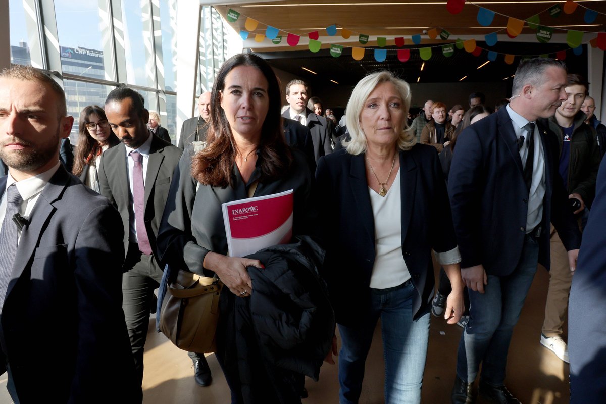 Марин Ле Пен и Катрин Гризе, 1 марта 2025 года. Фото: Alain Robert / Sipa / Shutterstock / Rex Features / Vida Press